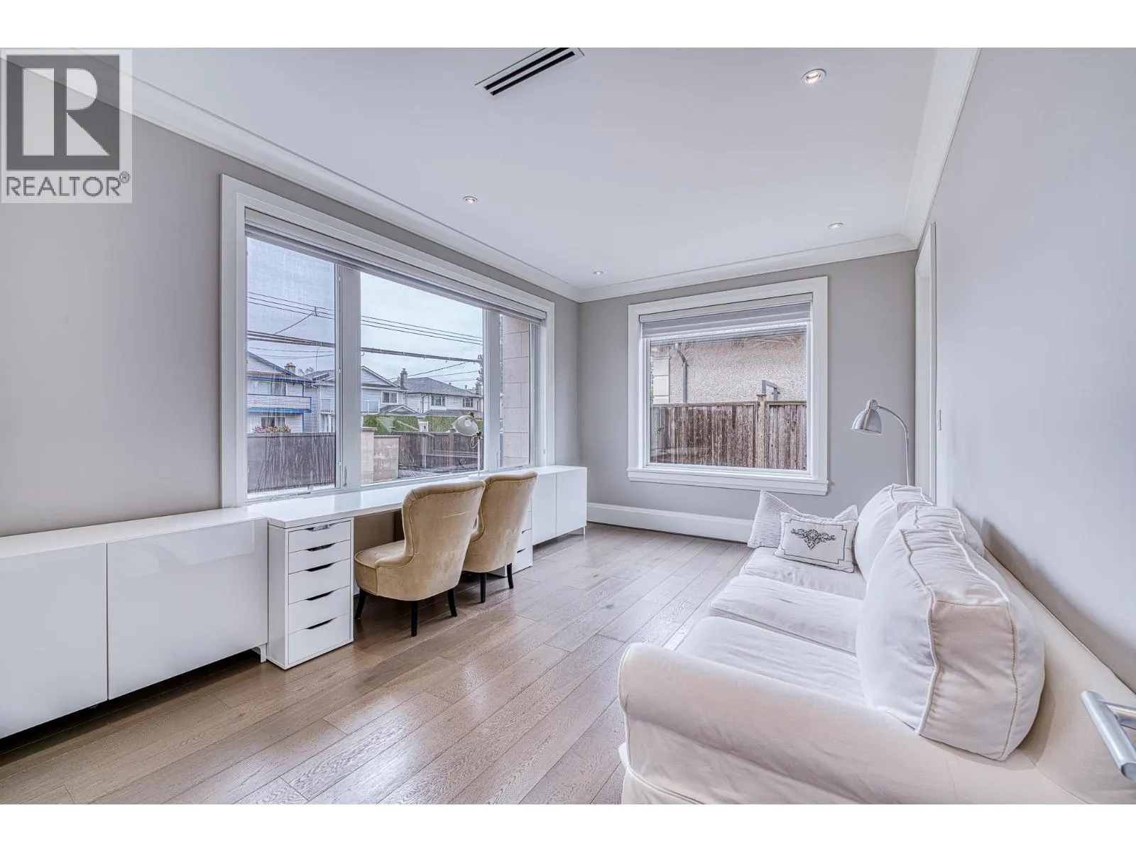 3071 STEVESTON HIGHWAY