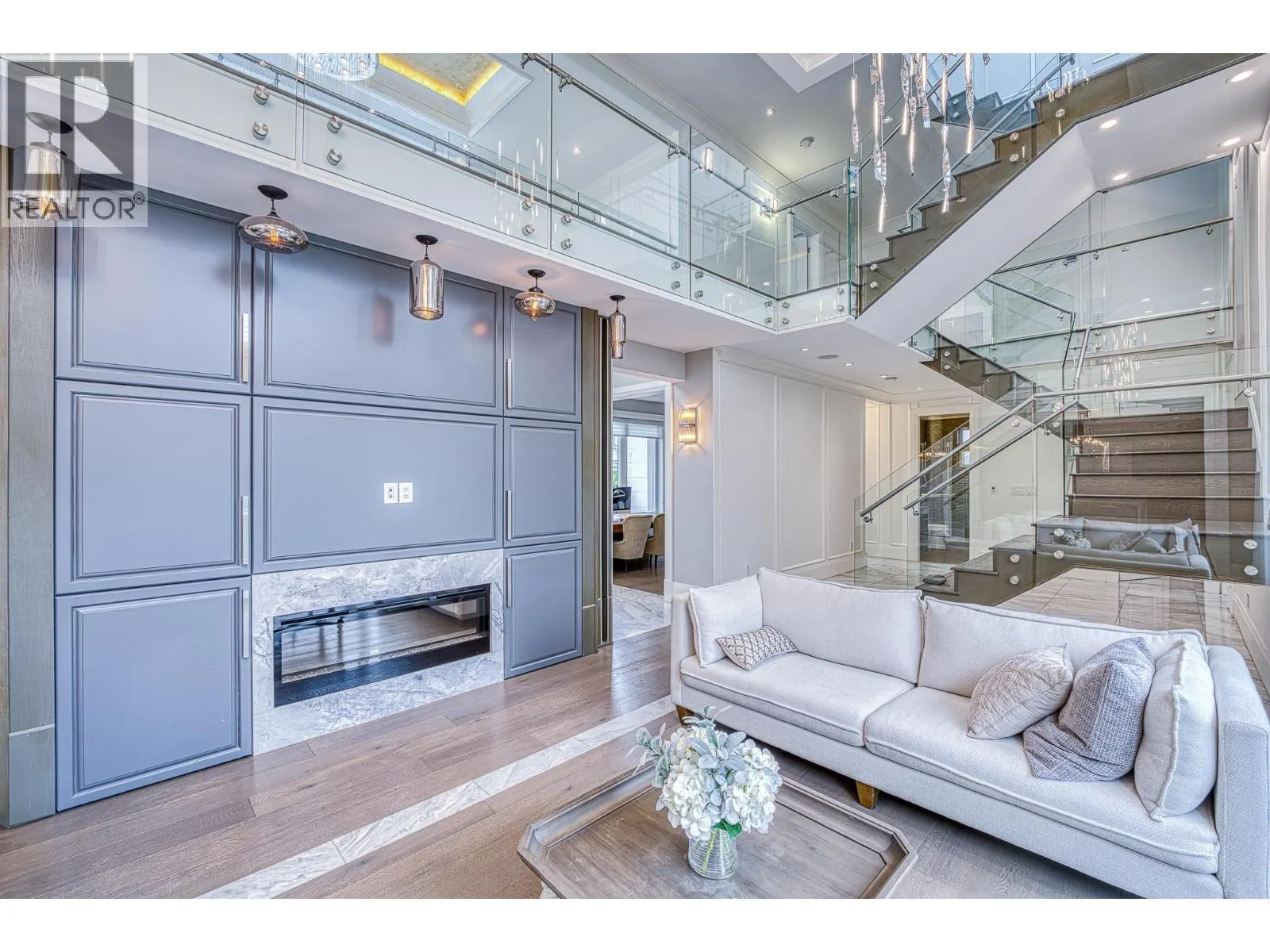 3071 STEVESTON HIGHWAY