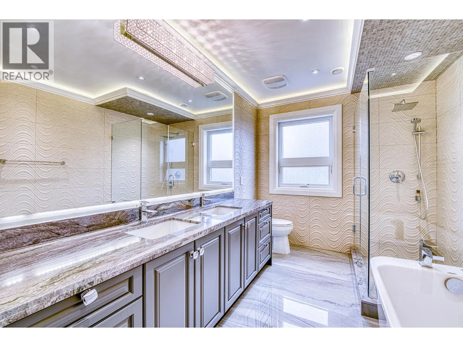 3071 STEVESTON HIGHWAY