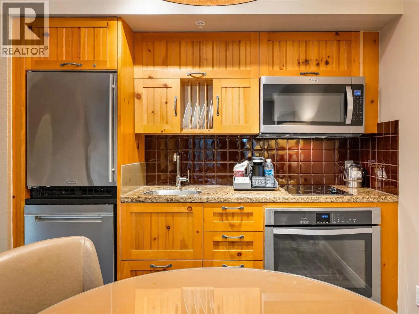 482 4090 WHISTLER WAY