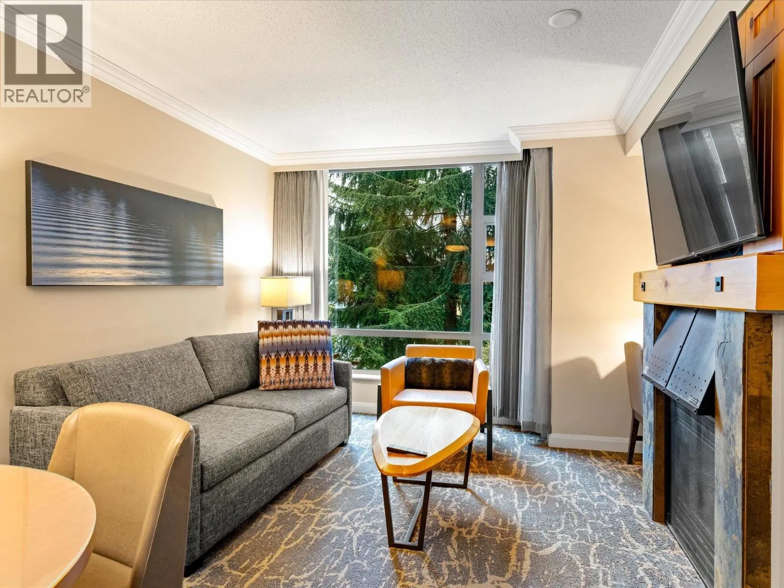 482 4090 WHISTLER WAY