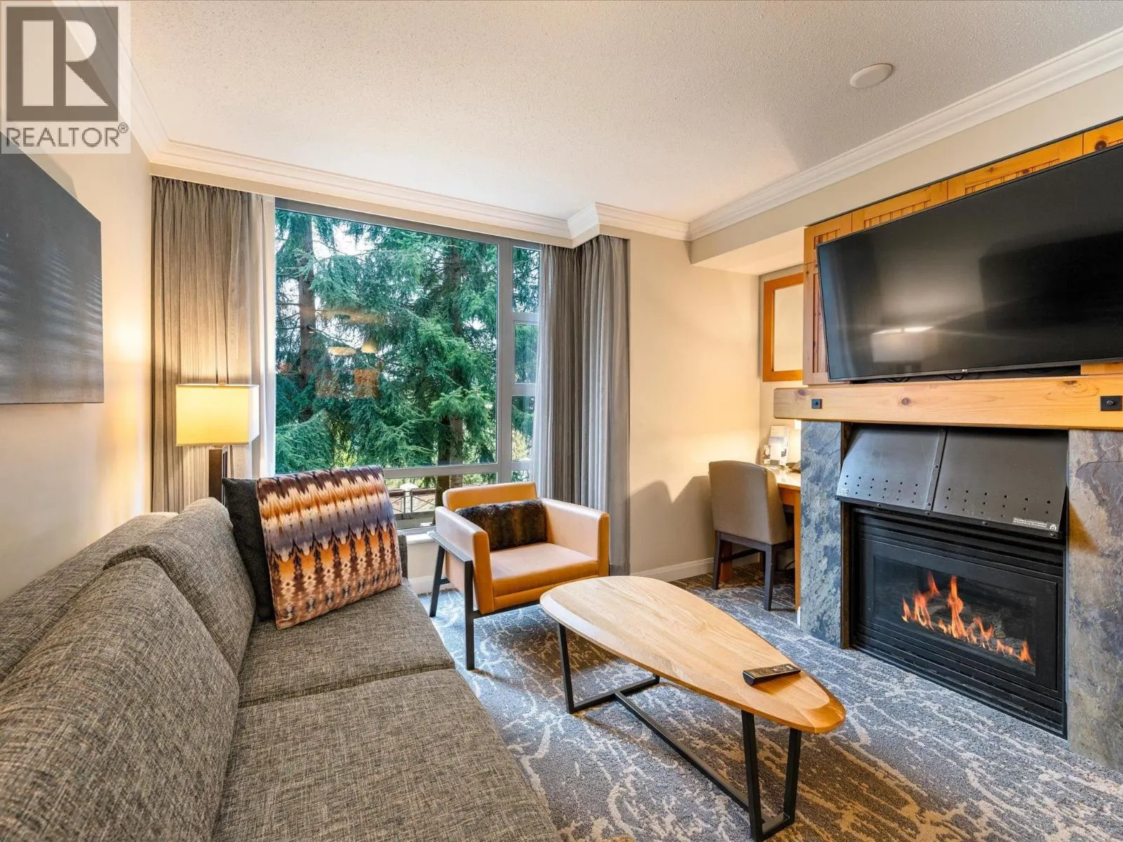 482 4090 WHISTLER WAY