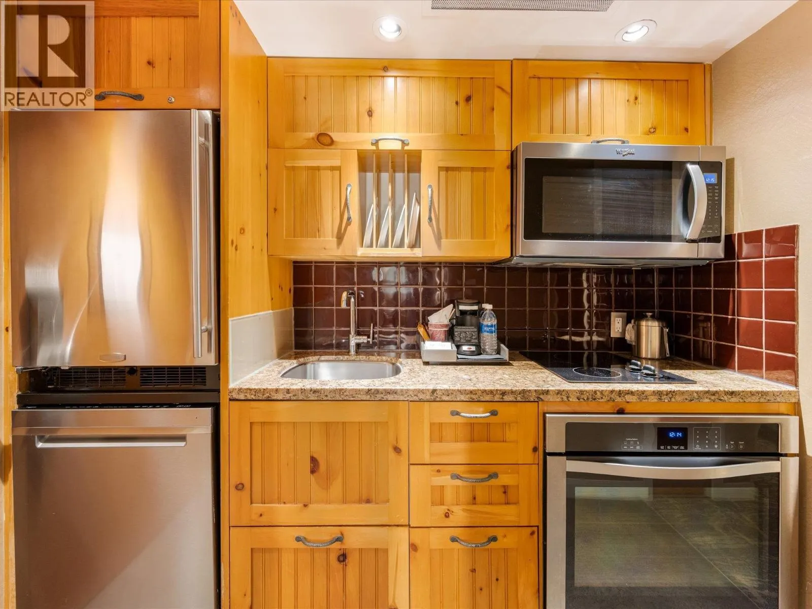 874 4090 WHISTLER WAY