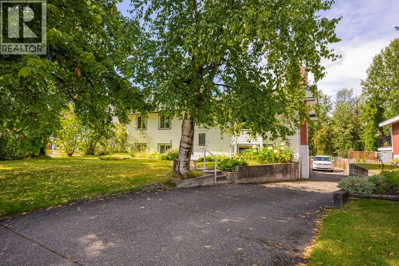 1145 BABINE CRESCENT