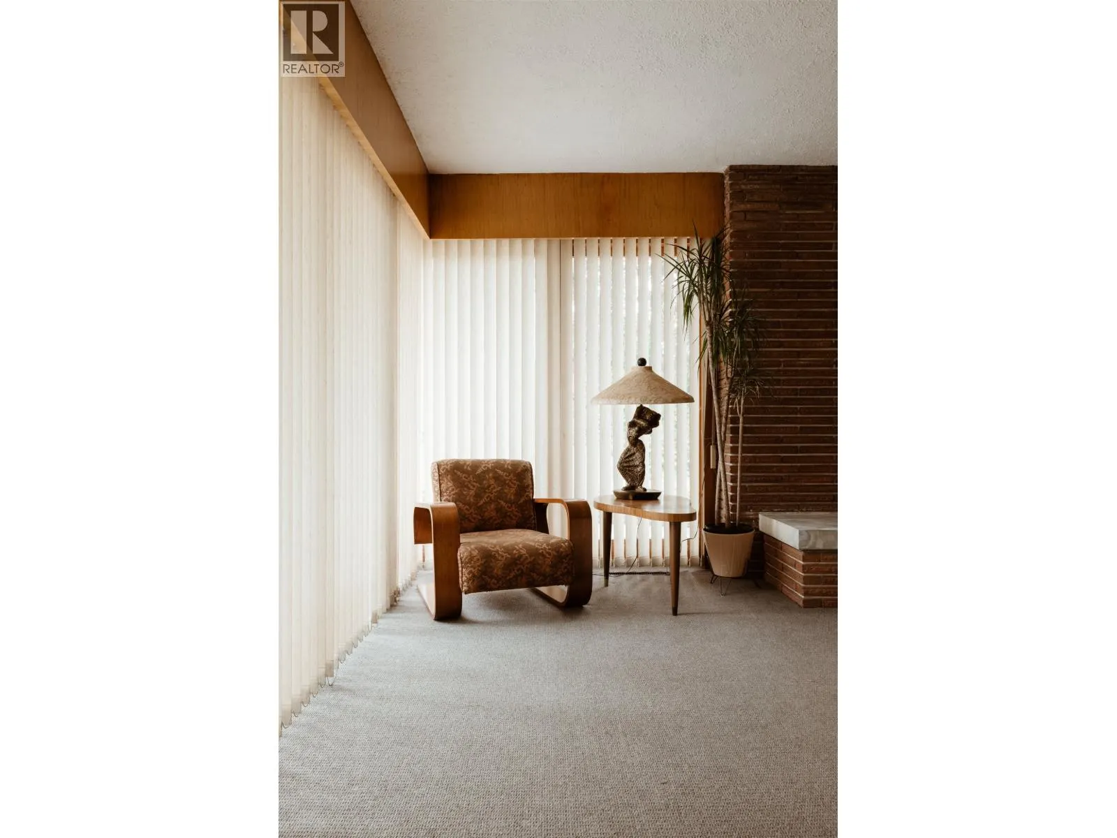 6171 COLLINGWOOD STREET