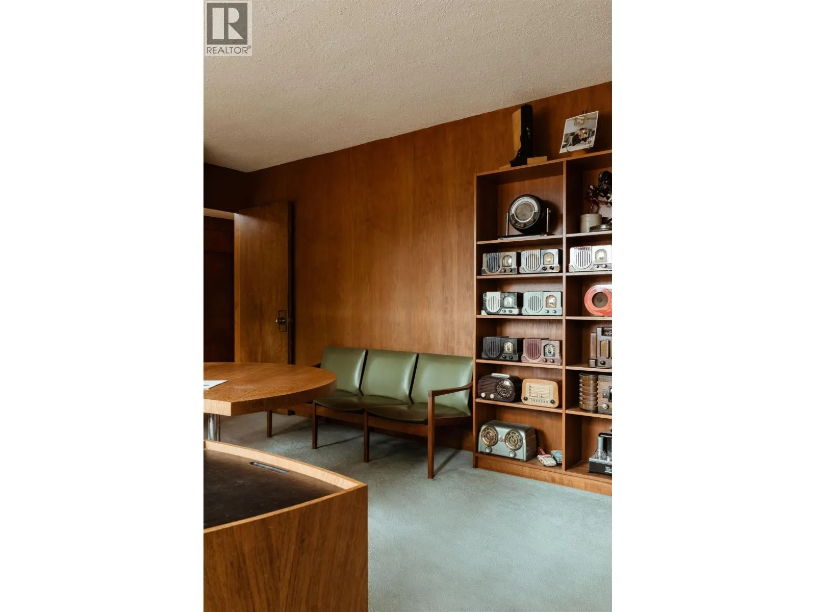 6171 COLLINGWOOD STREET