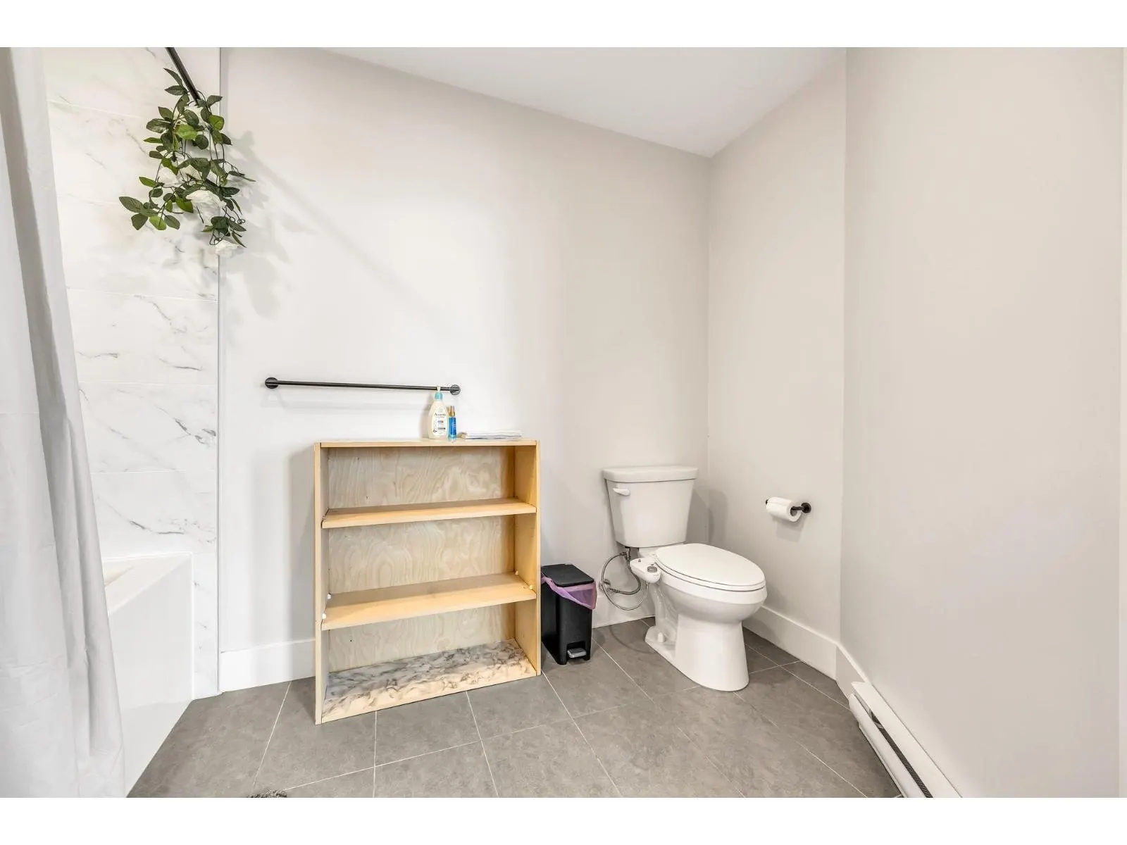 616 20061 FRASER HWY