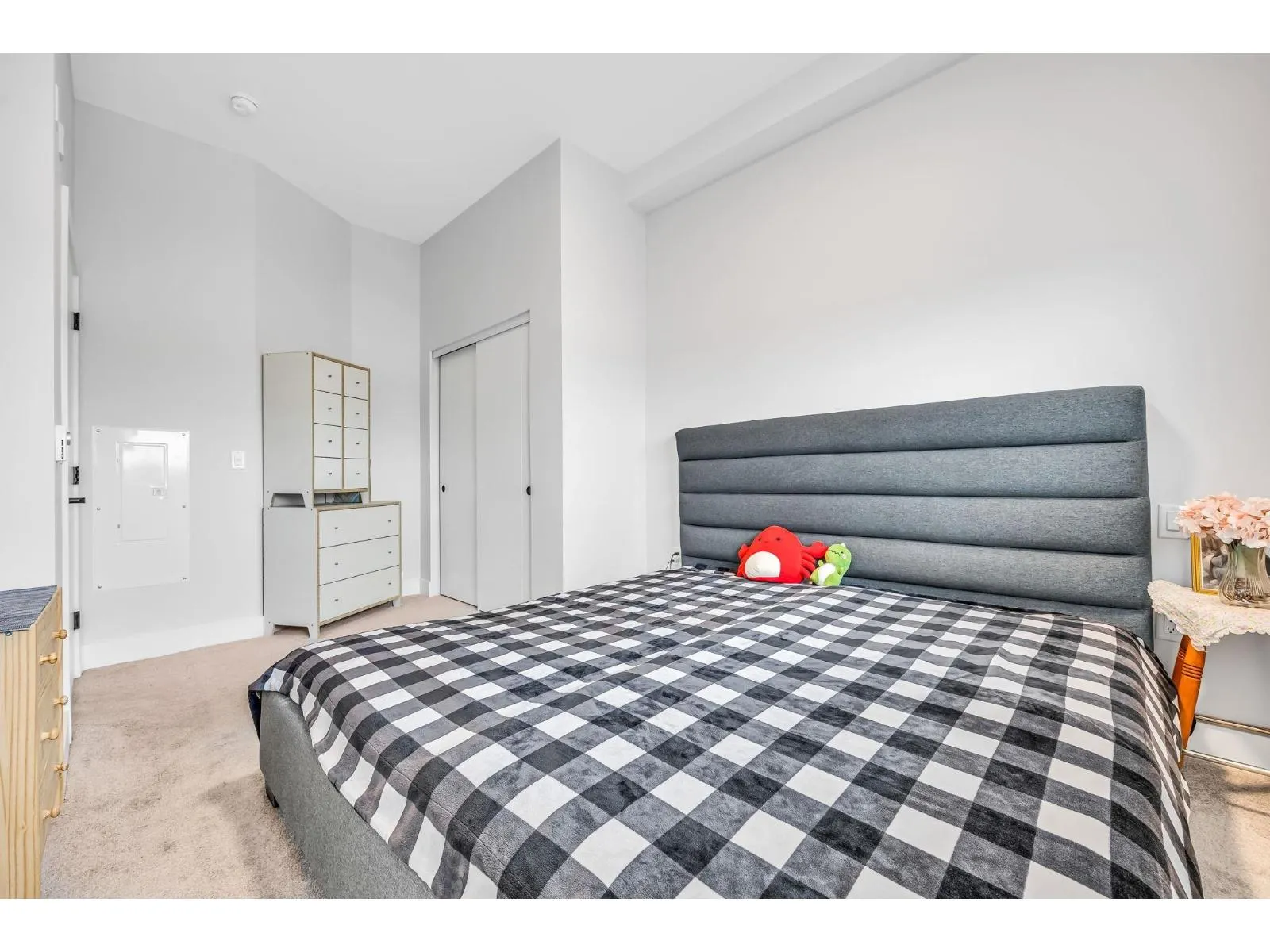 616 20061 FRASER HWY