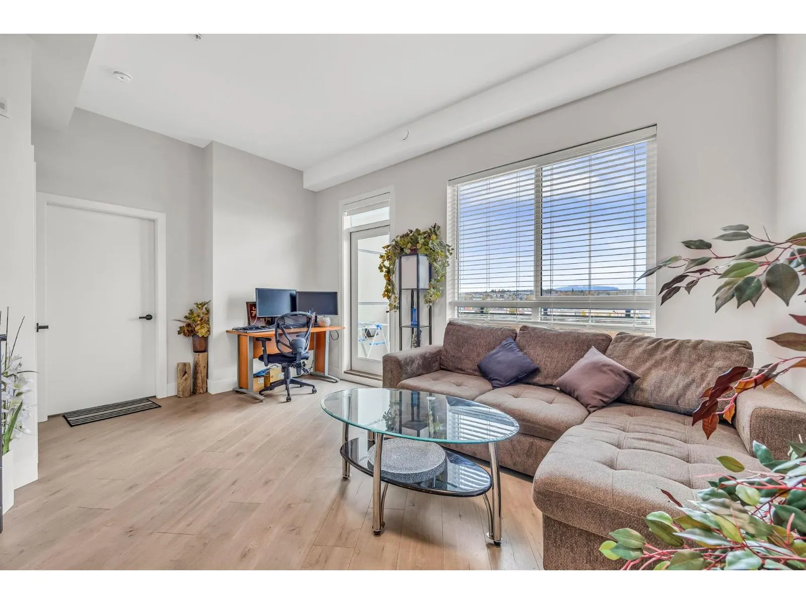 616 20061 FRASER HWY