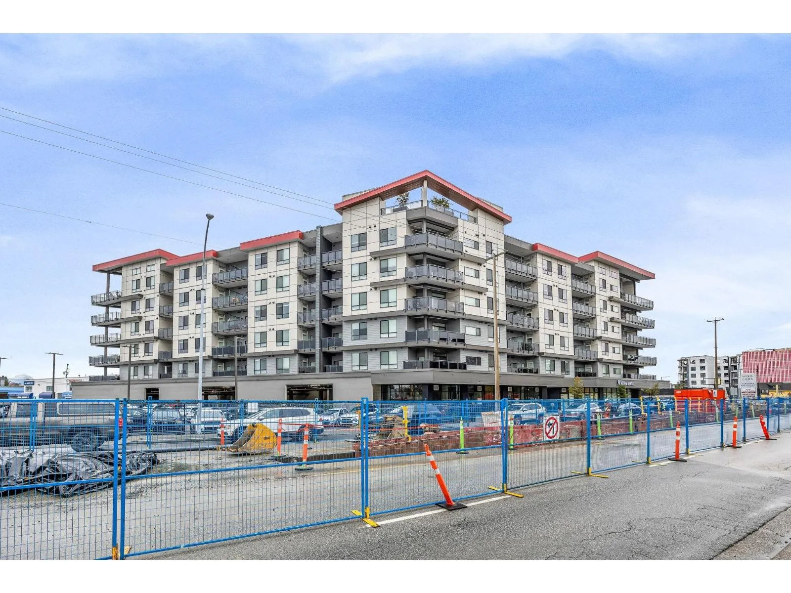 616 20061 FRASER HWY