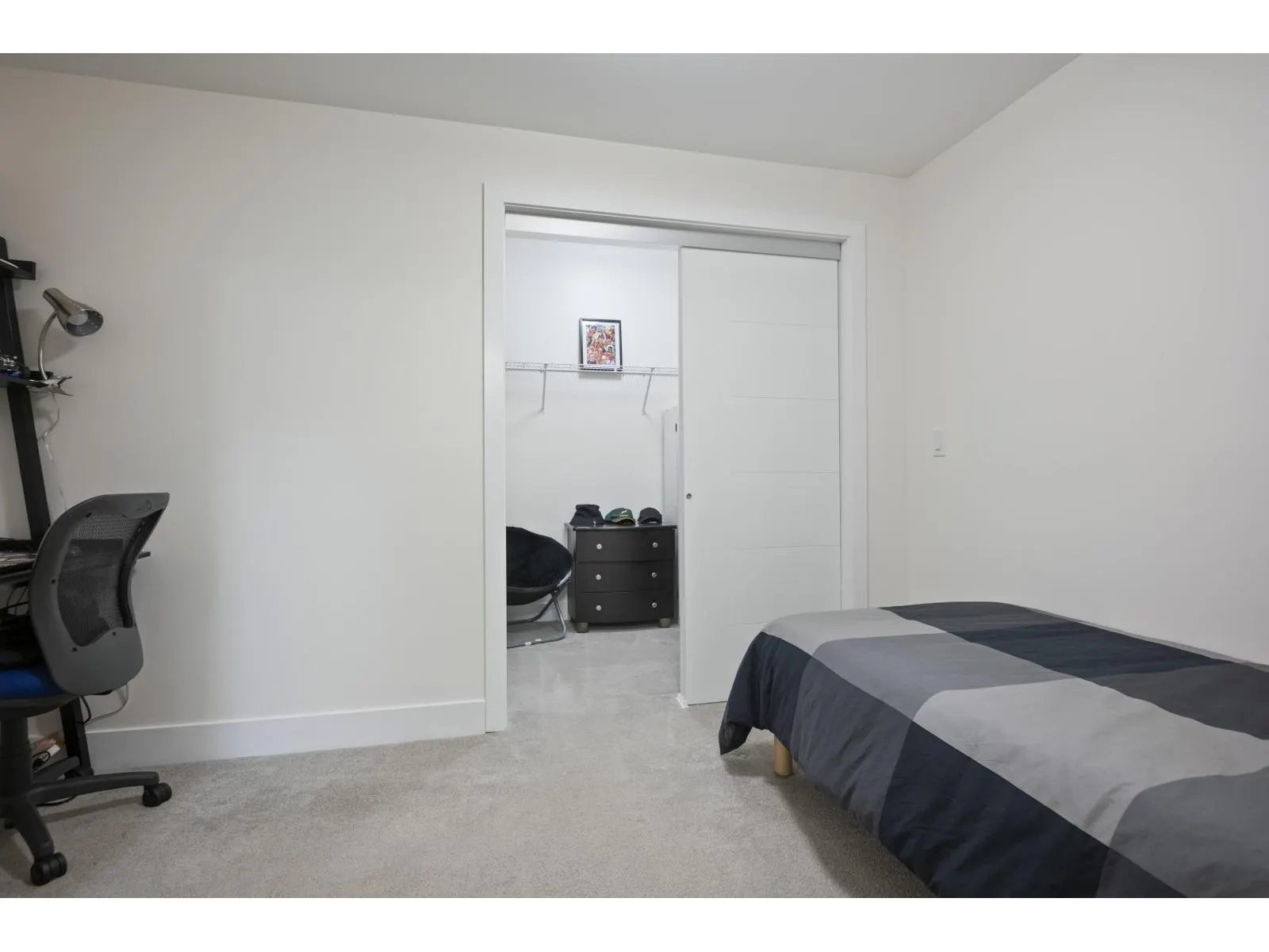 207 6950 NICHOLSON ROAD