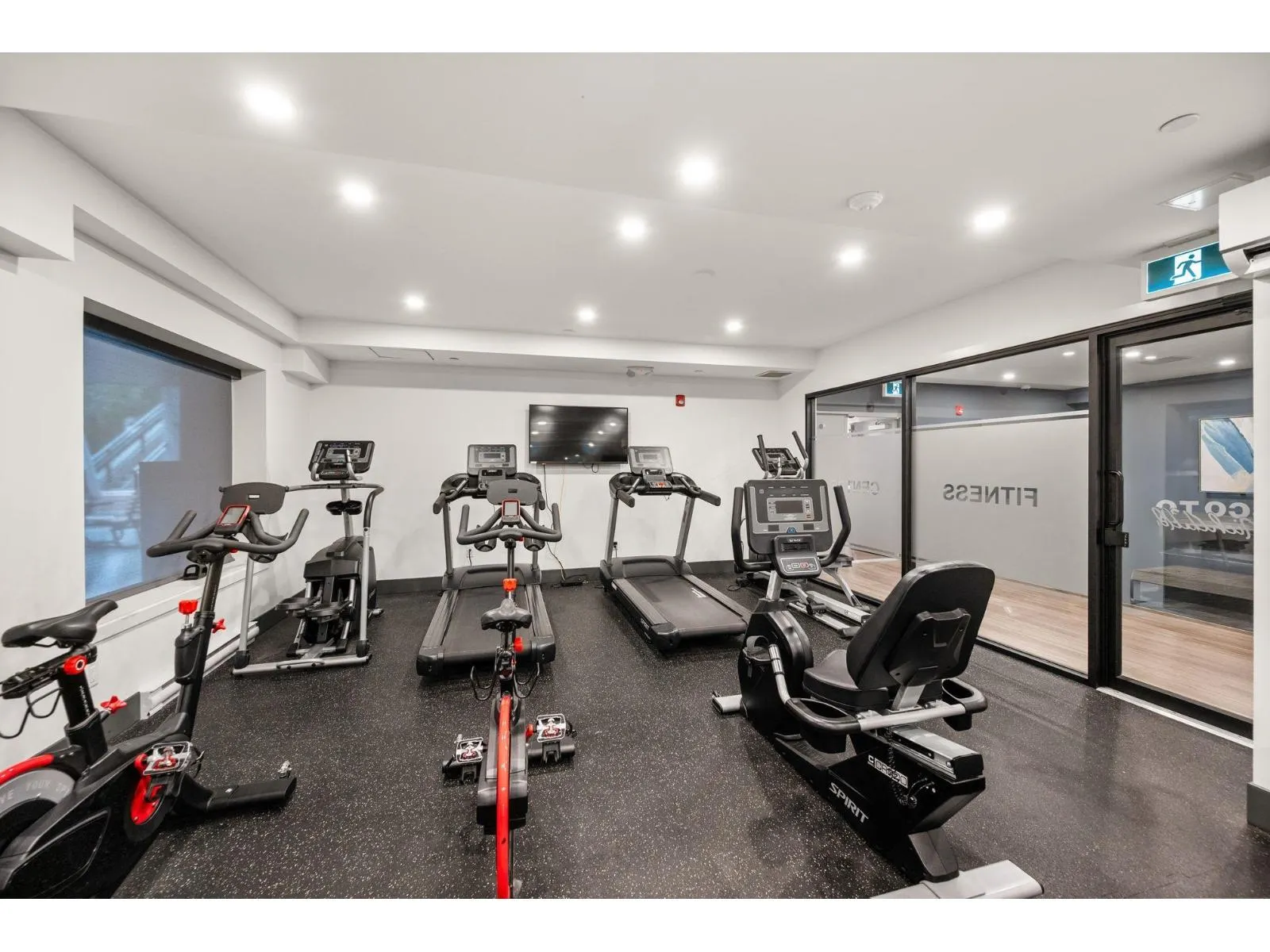 207 6950 NICHOLSON ROAD