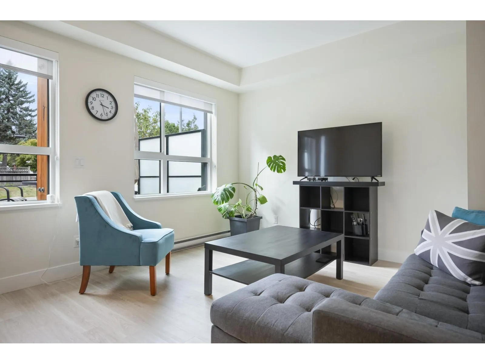 207 6950 NICHOLSON ROAD