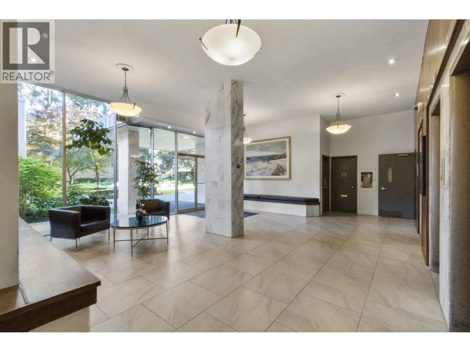 1908 1850 COMOX STREET