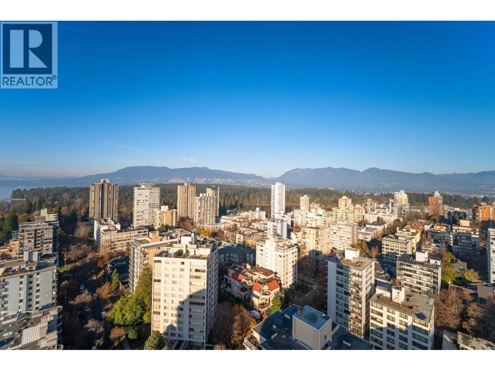 1908 1850 COMOX STREET