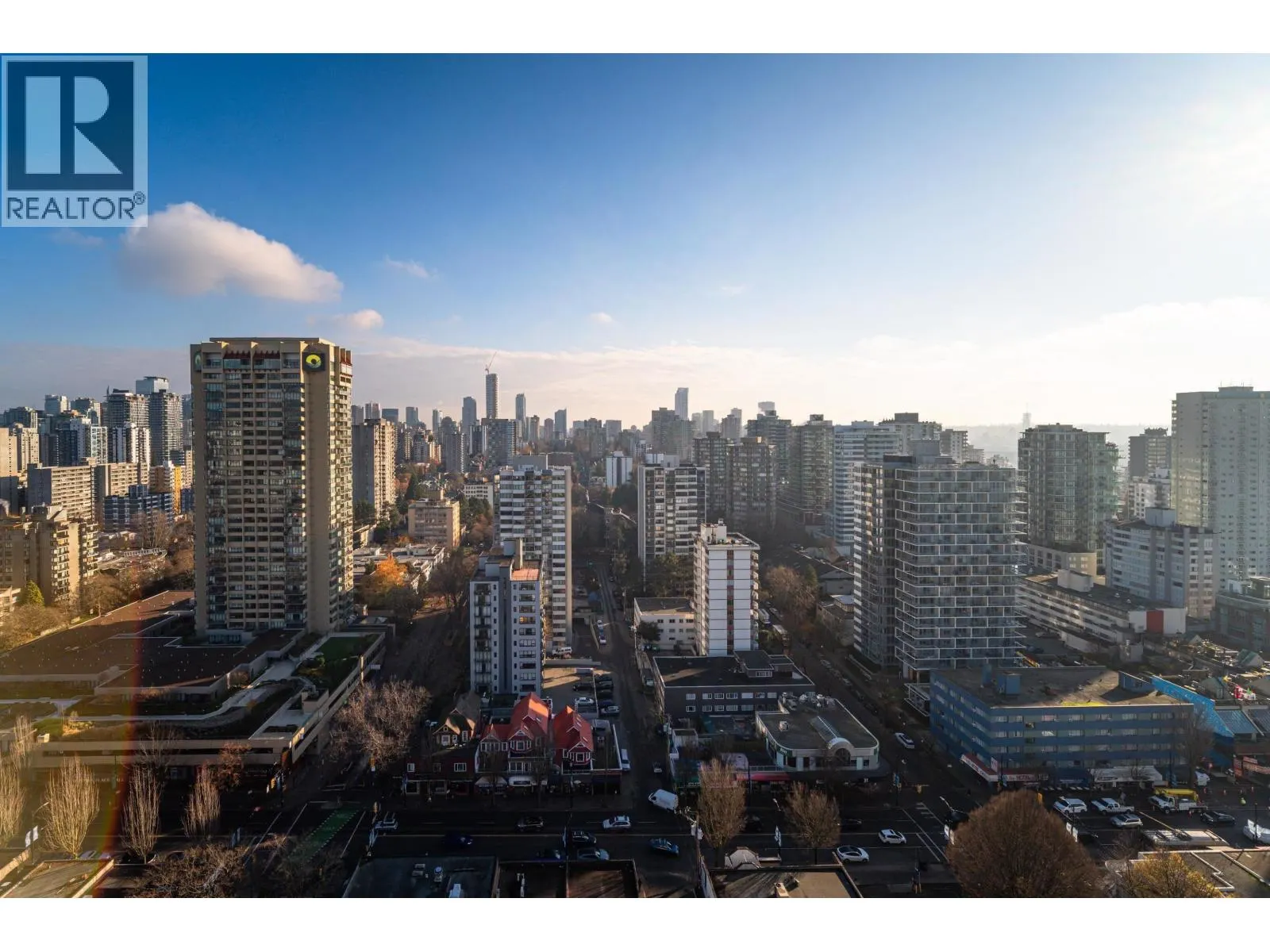 1908 1850 COMOX STREET