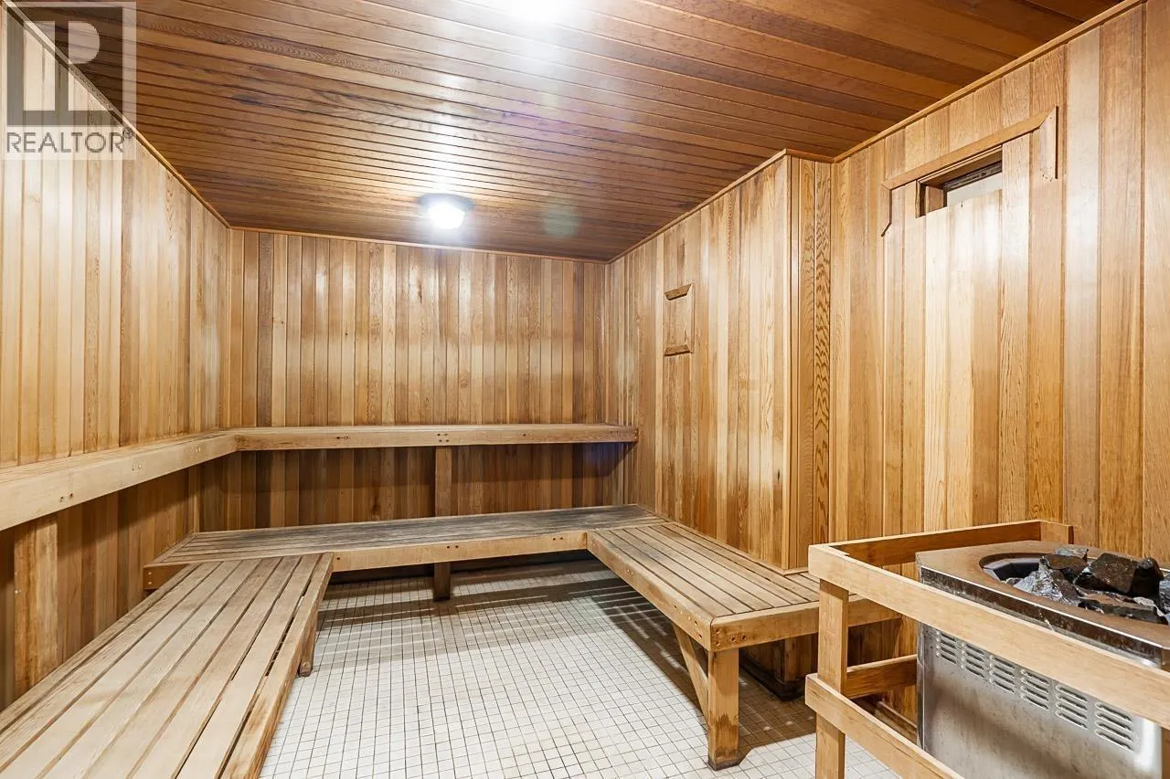 1908 1850 COMOX STREET