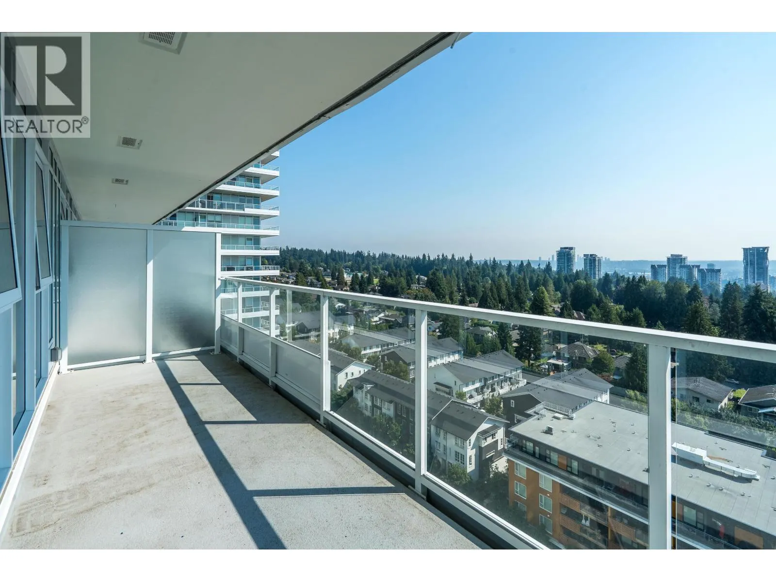 1405 657 WHITING WAY