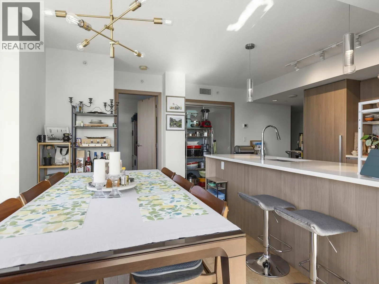 1707 3233 KETCHESON ROAD