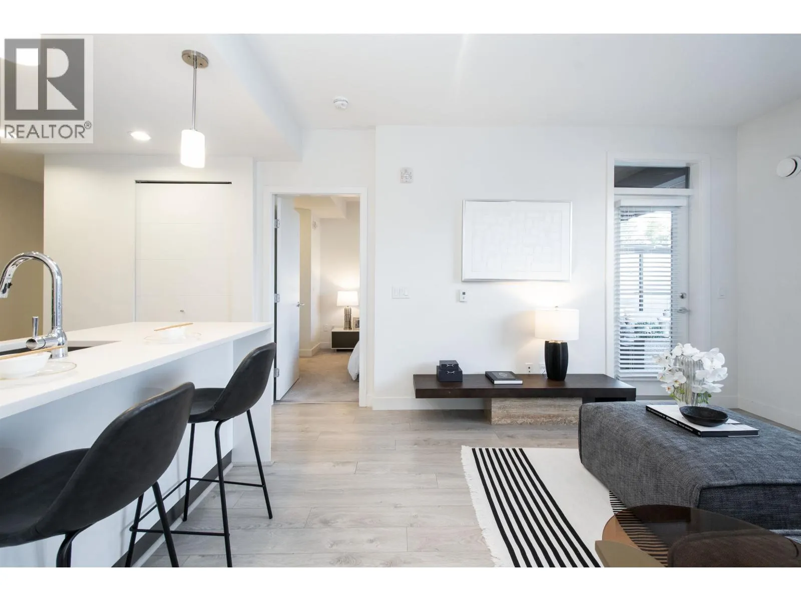 508 719 W 3RD STREET