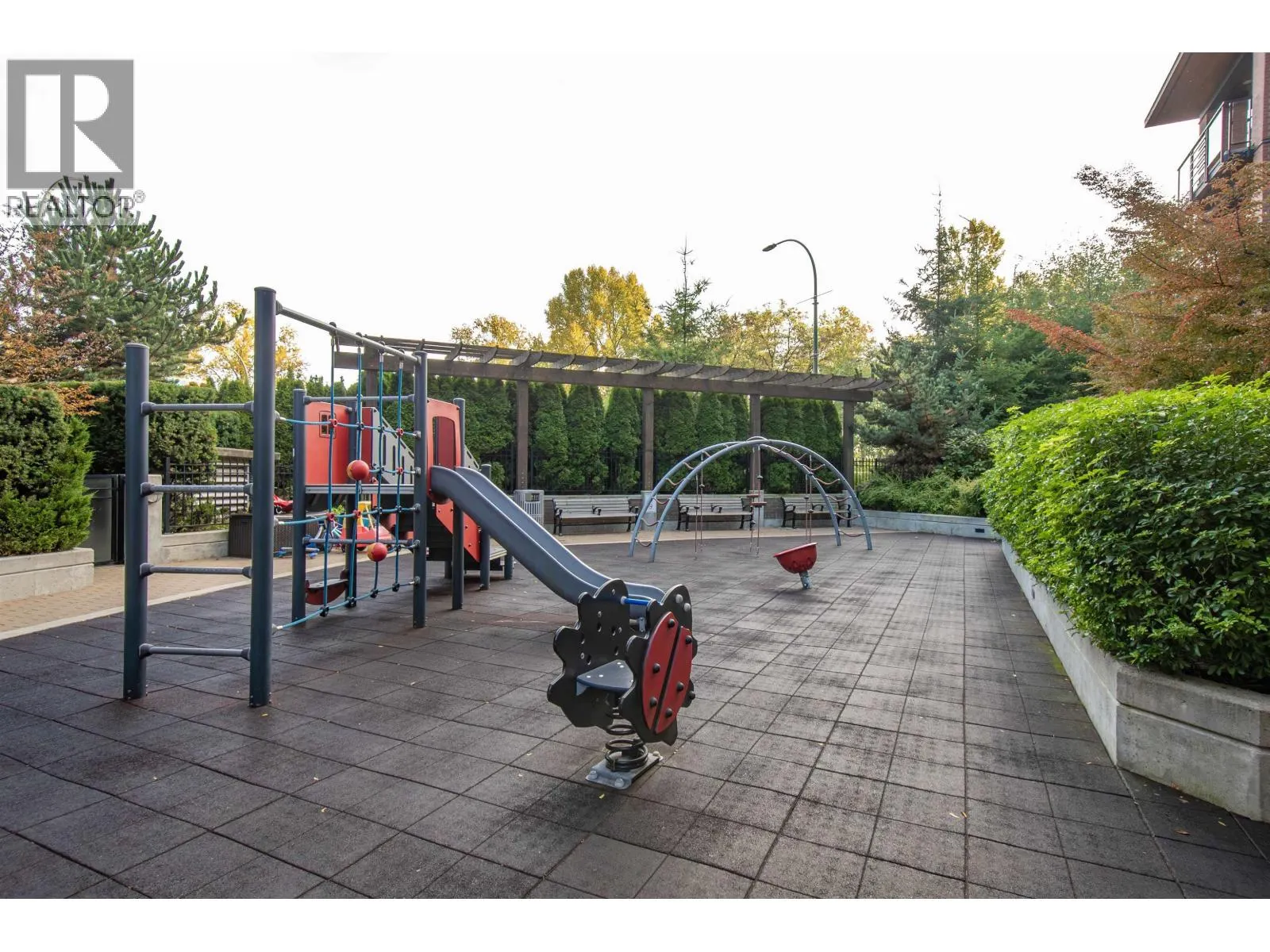 508 719 W 3RD STREET