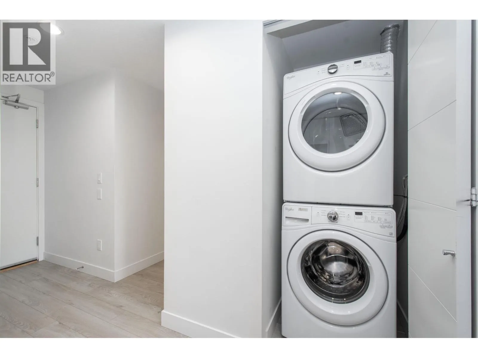 508 719 W 3RD STREET