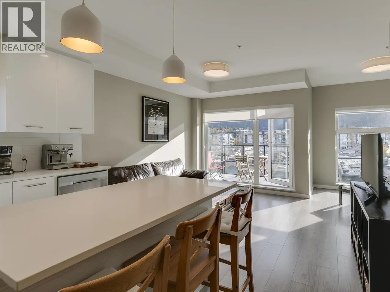 416 38033 SECOND AVENUE