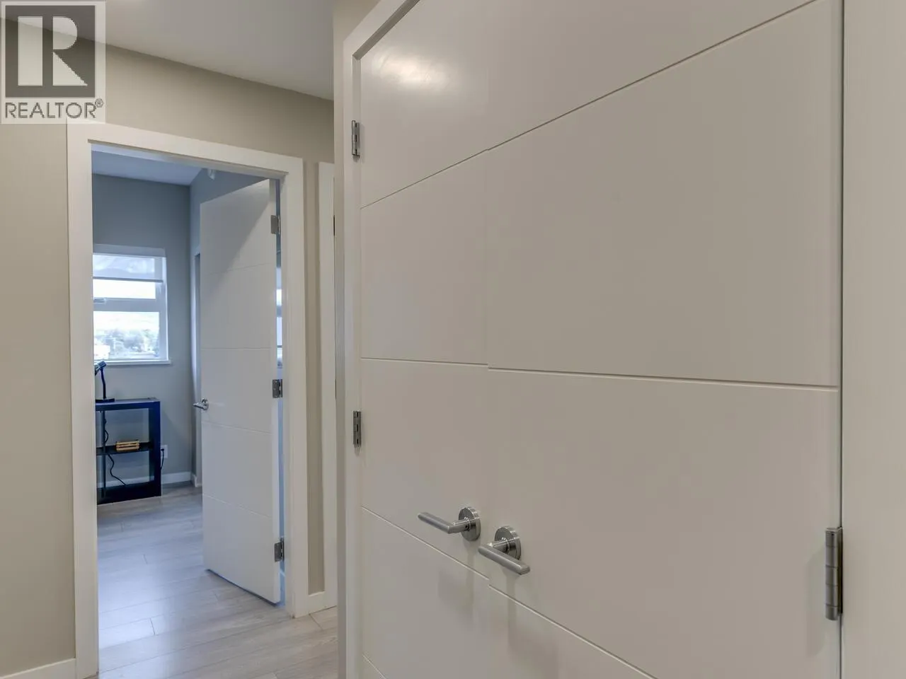 416 38033 SECOND AVENUE