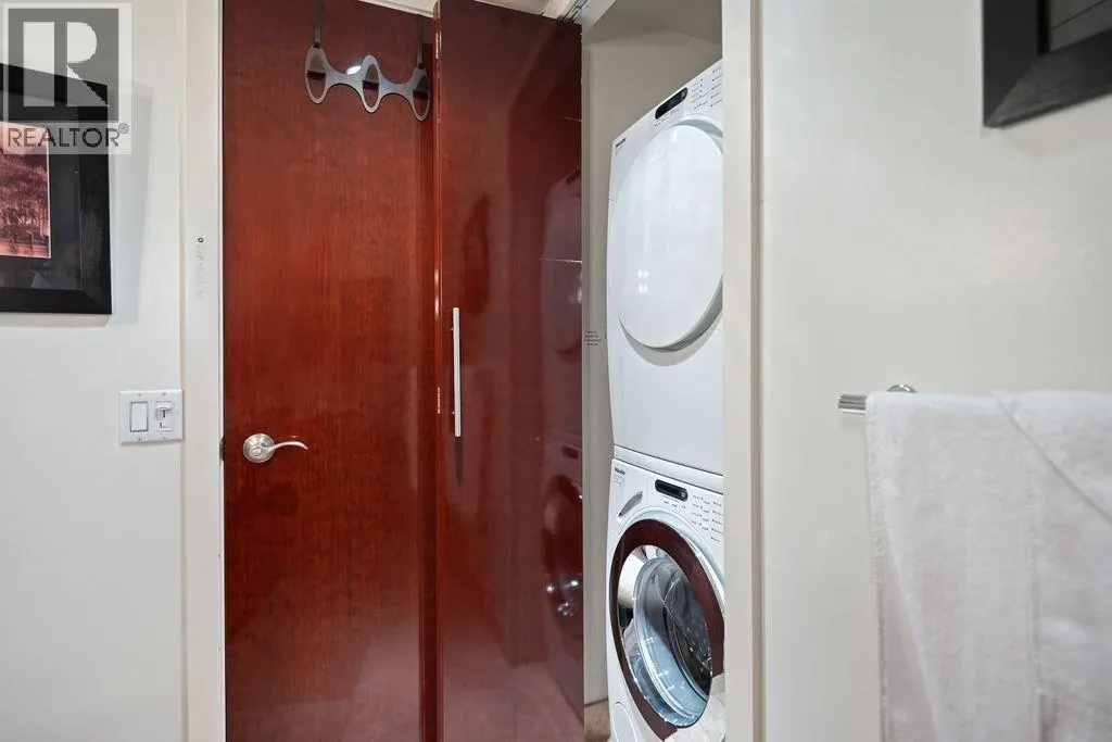 3206 938 NELSON STREET