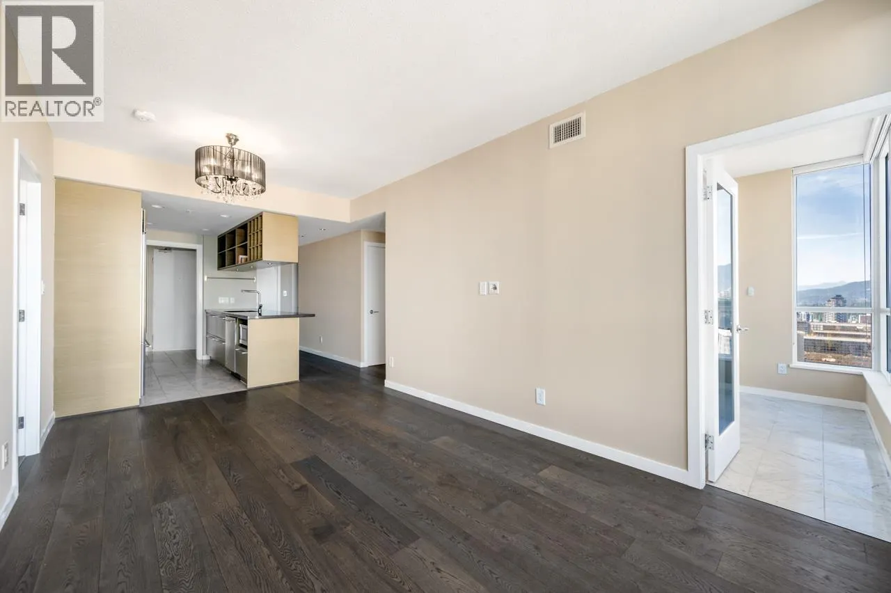 3309 833 SEYMOUR STREET