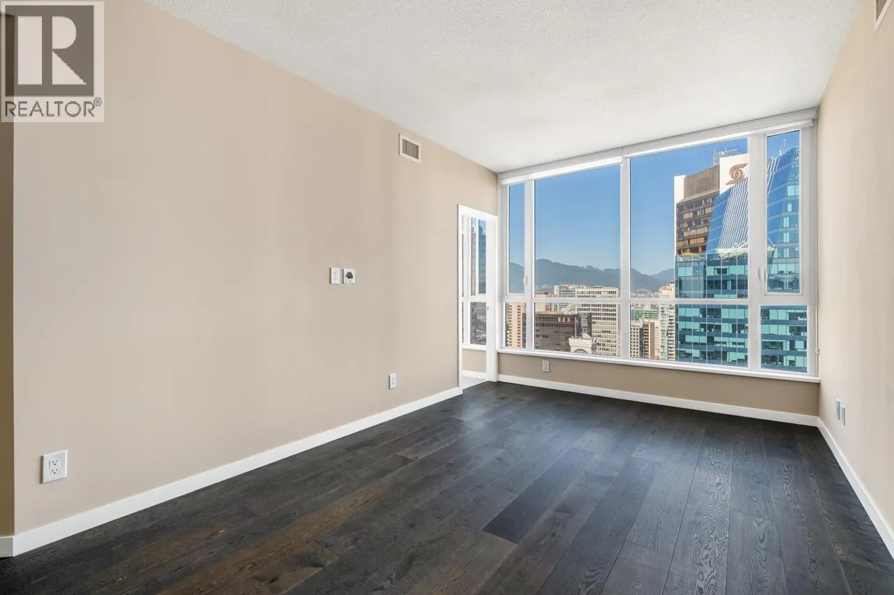 3309 833 SEYMOUR STREET