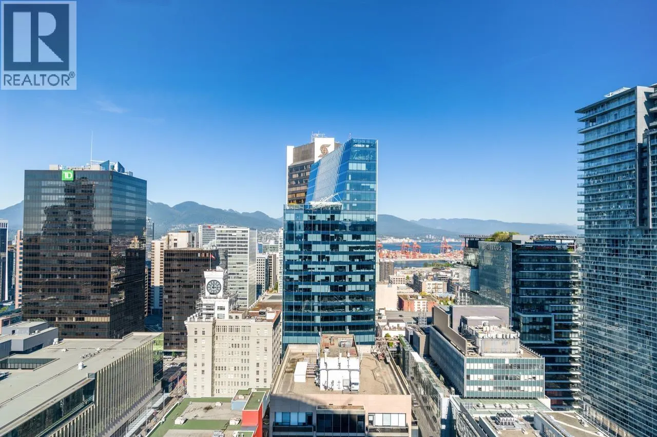 3309 833 SEYMOUR STREET