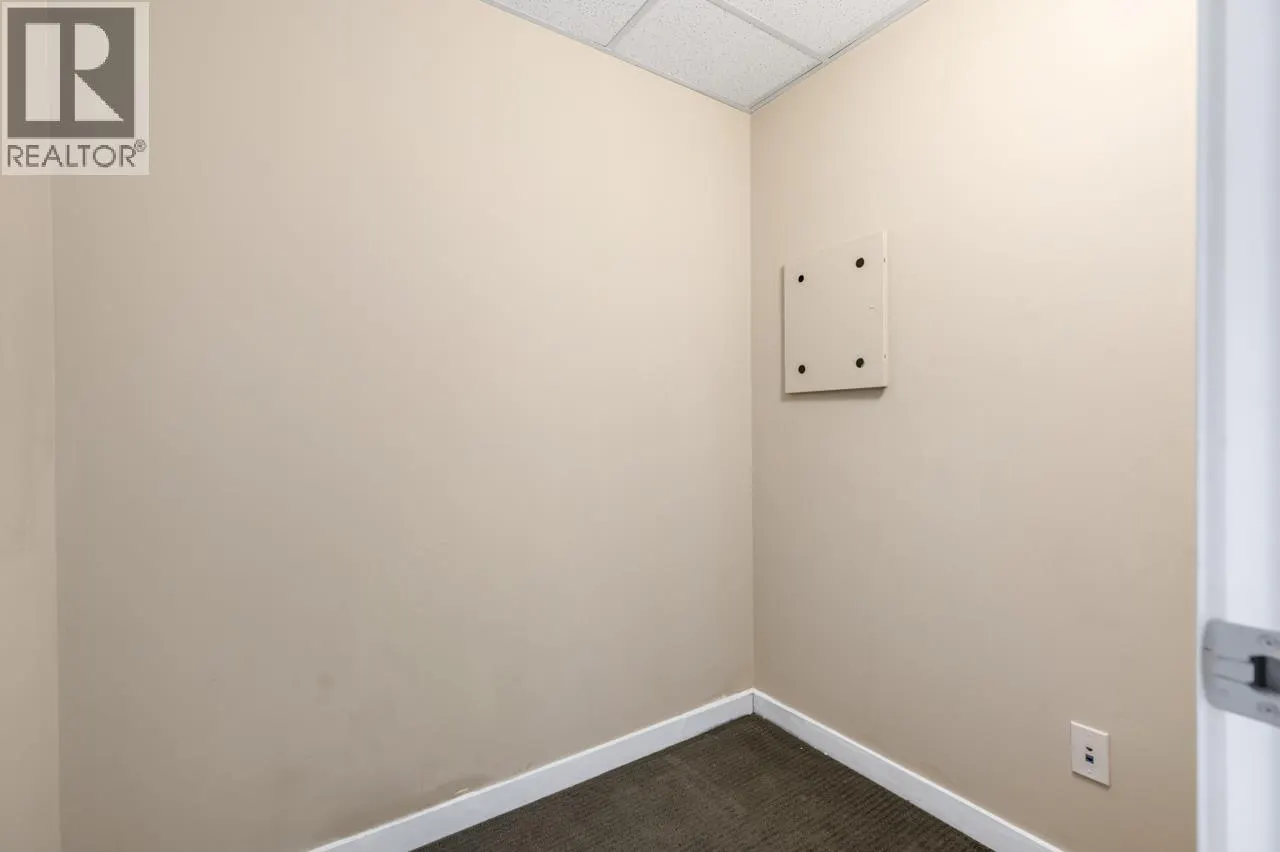 3309 833 SEYMOUR STREET