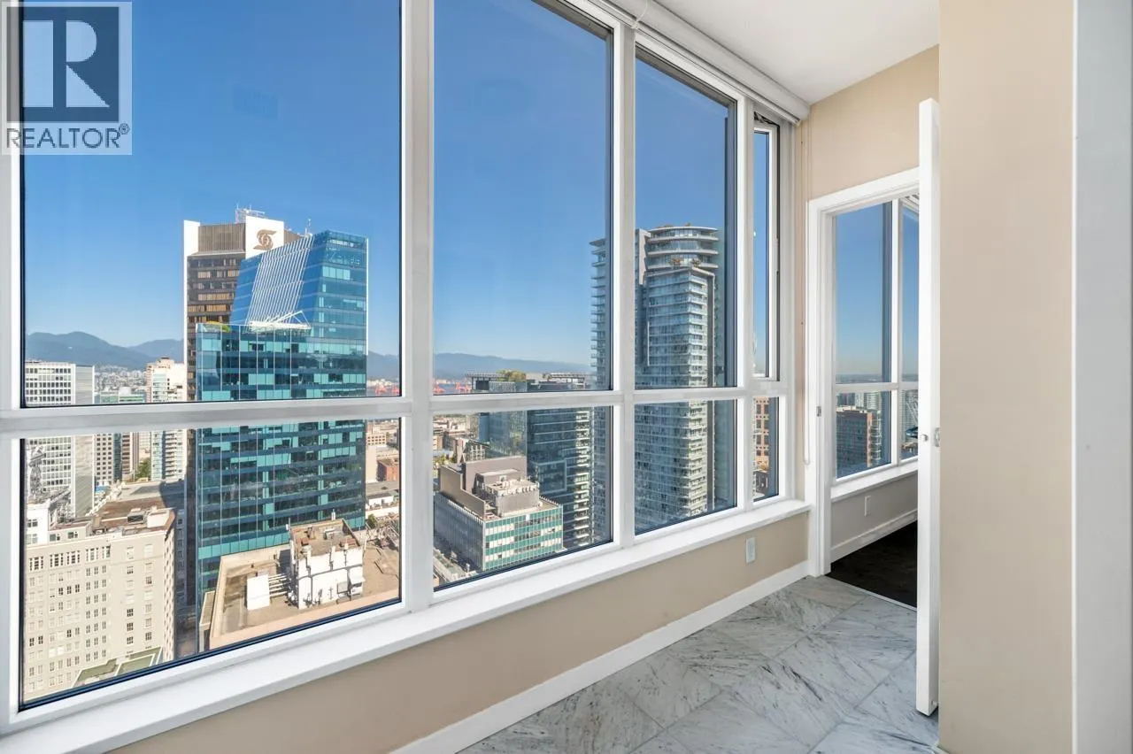 3309 833 SEYMOUR STREET