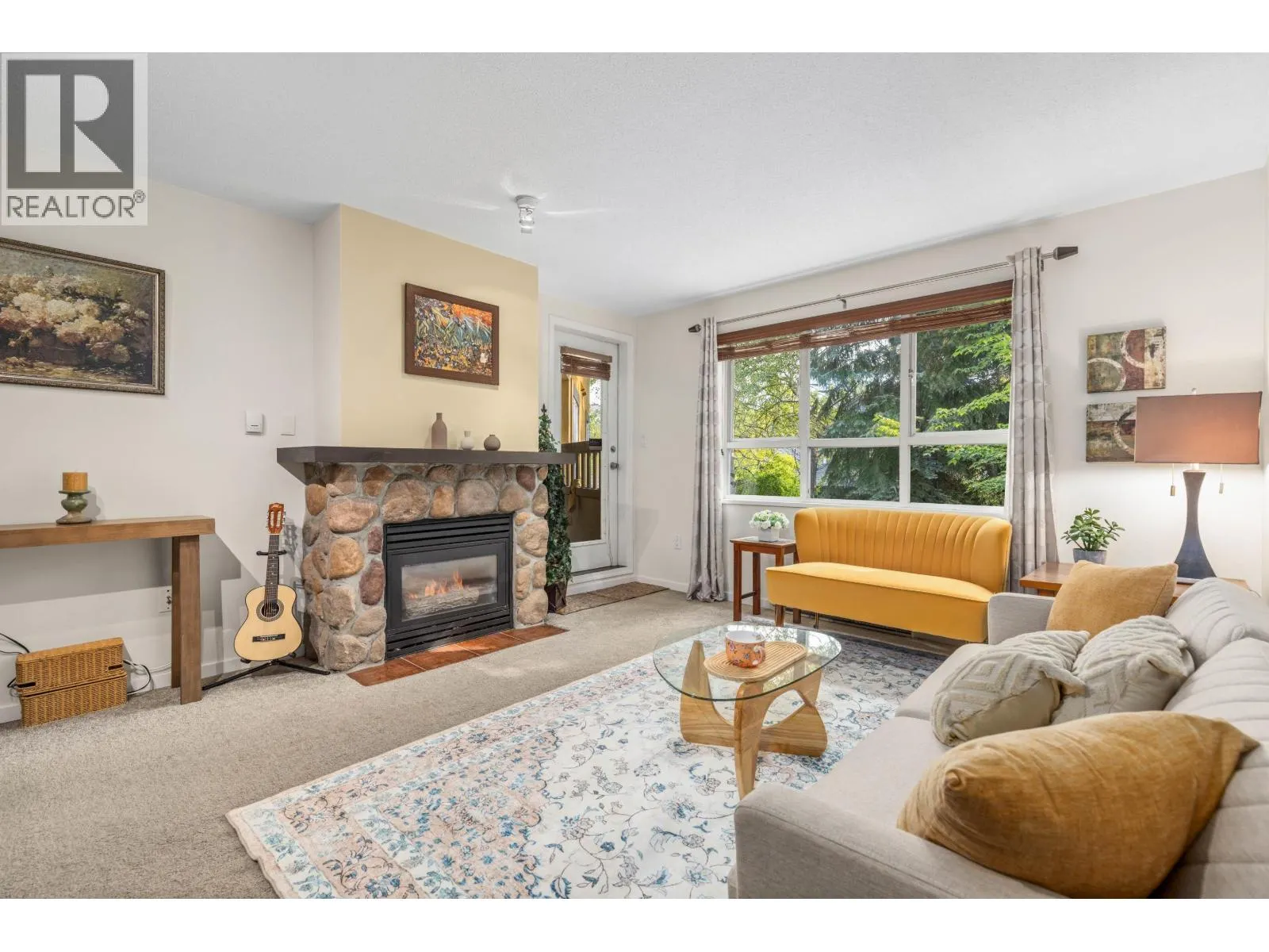 203 4314 MAIN STREET