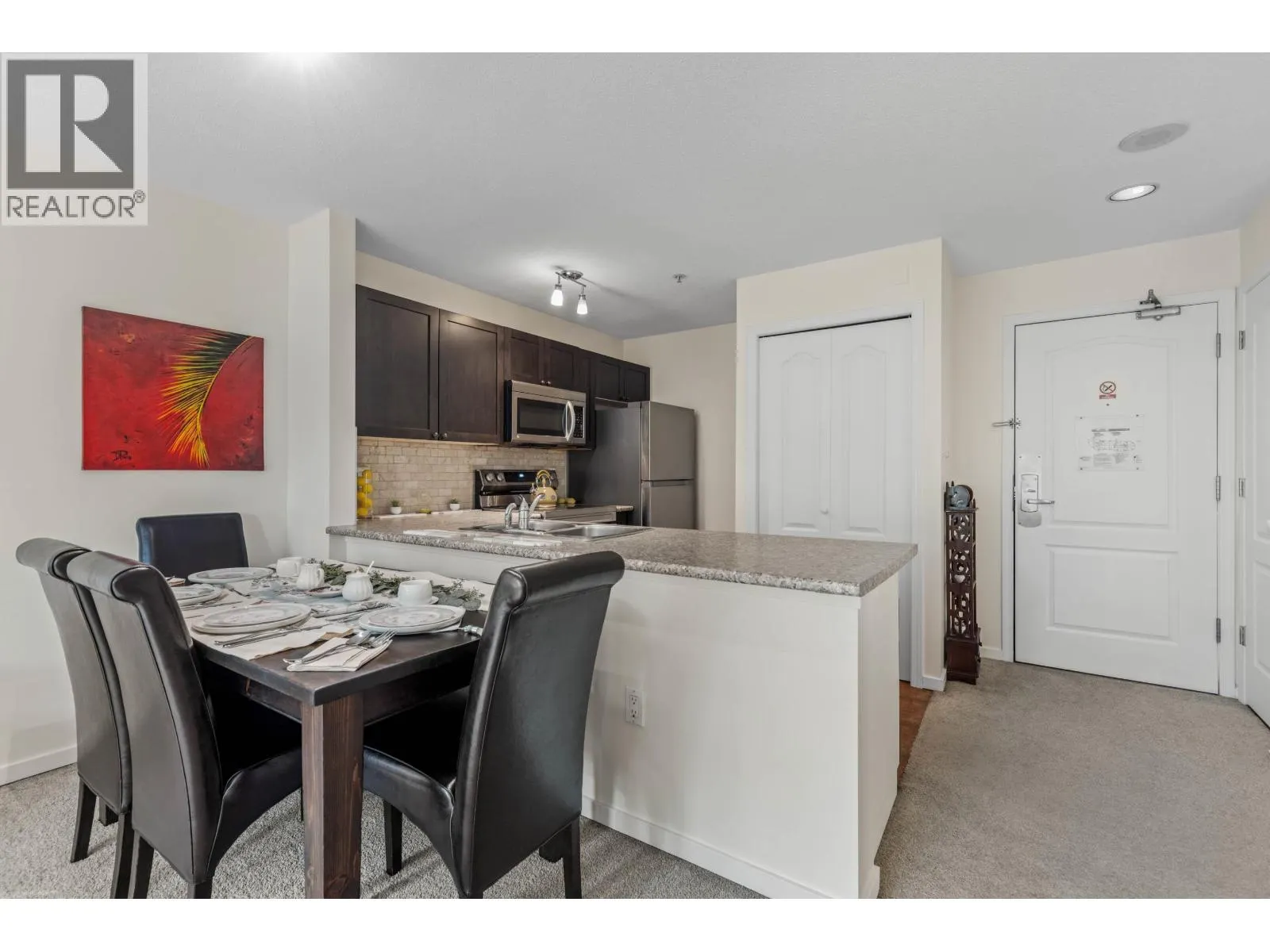 203 4314 MAIN STREET