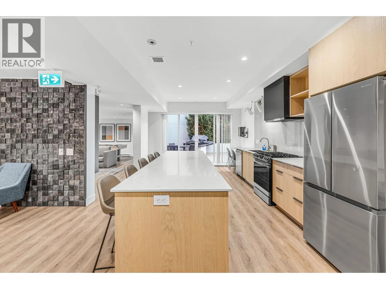 305 3229 ST. JOHNS STREET