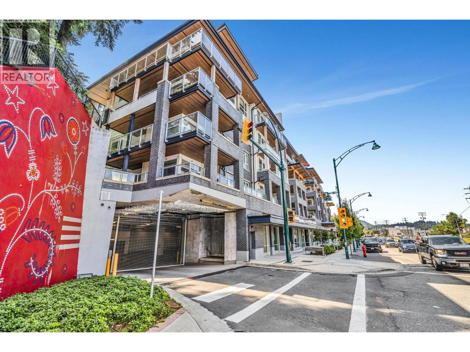 305 3229 ST. JOHNS STREET