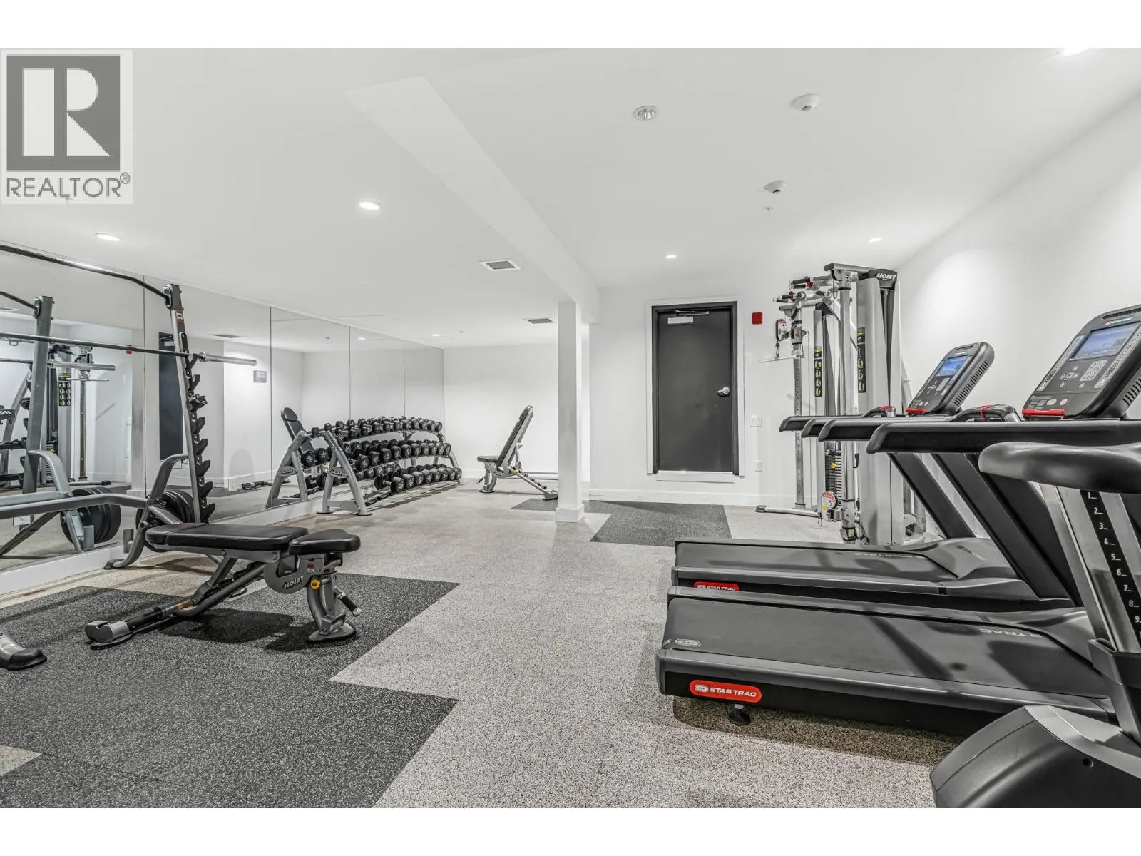 305 3229 ST. JOHNS STREET