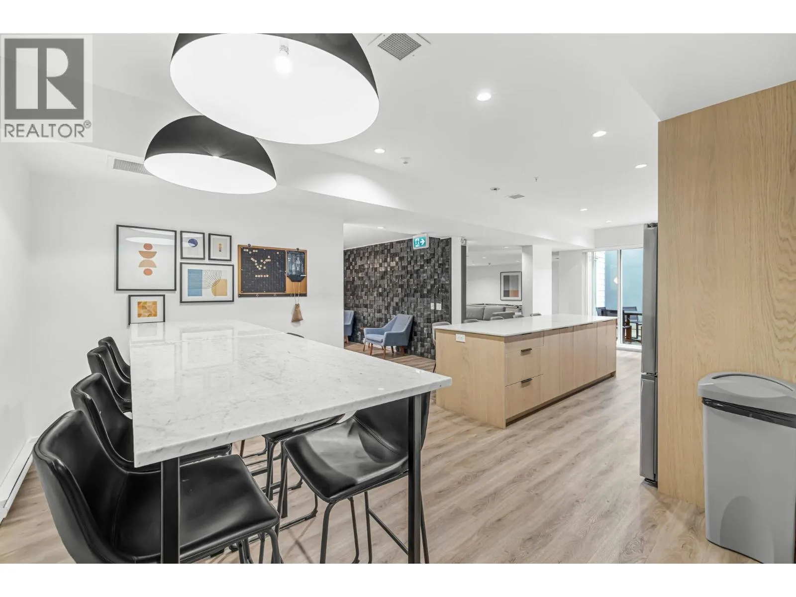 305 3229 ST. JOHNS STREET