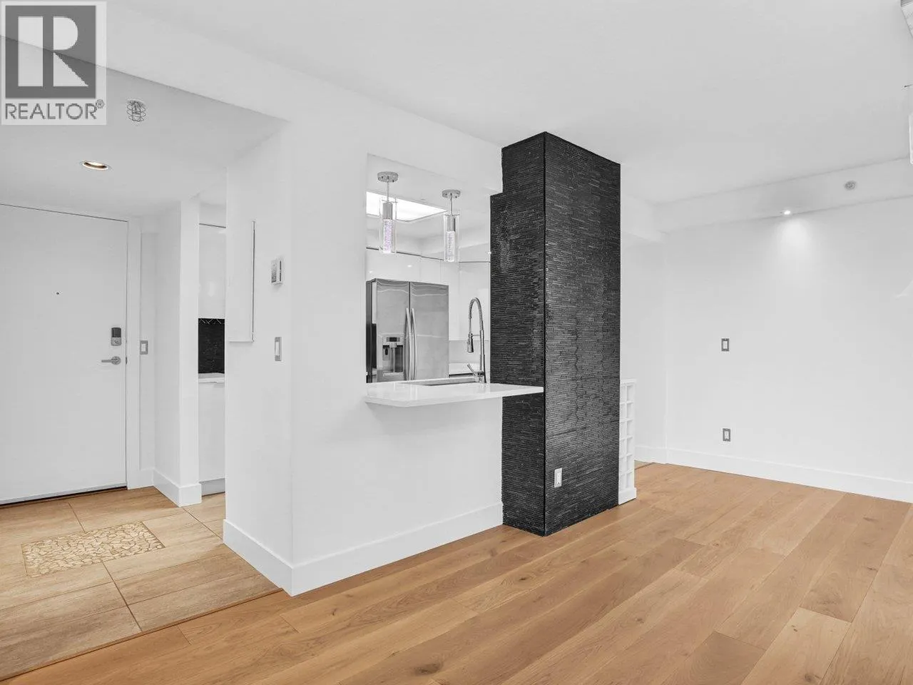 802 1318 HOMER STREET