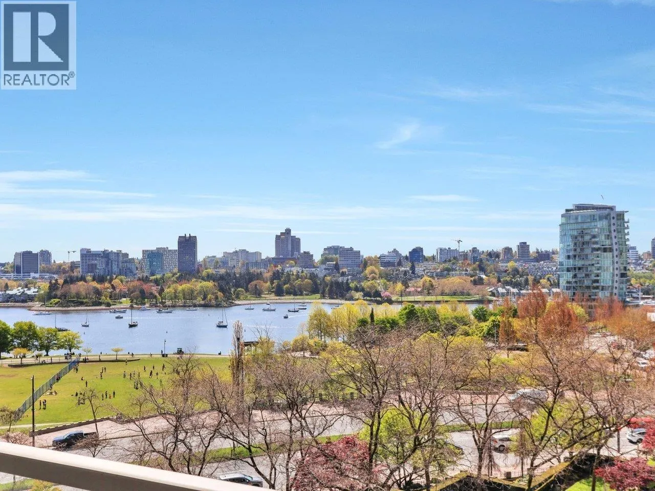 802 1318 HOMER STREET