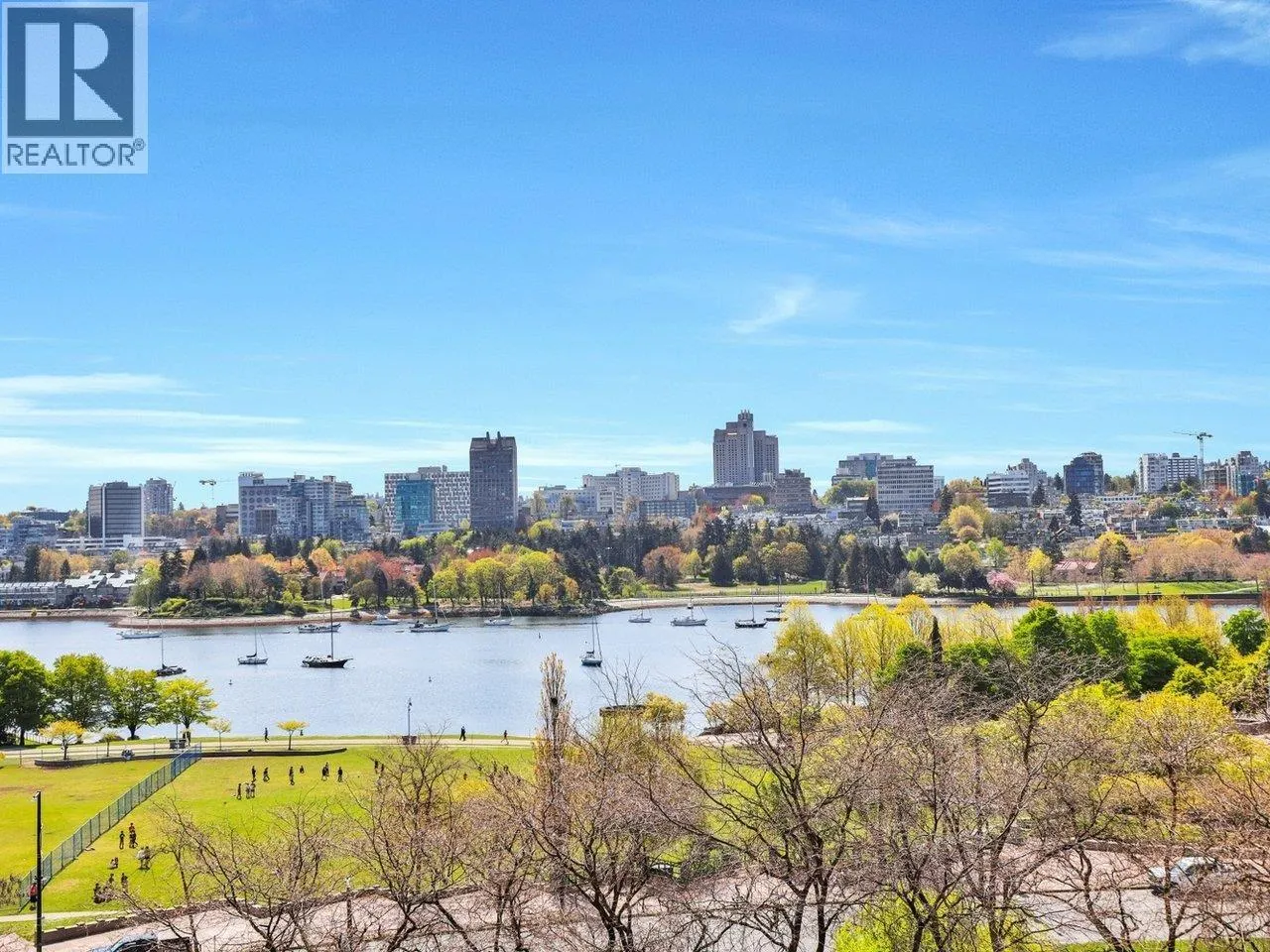 802 1318 HOMER STREET