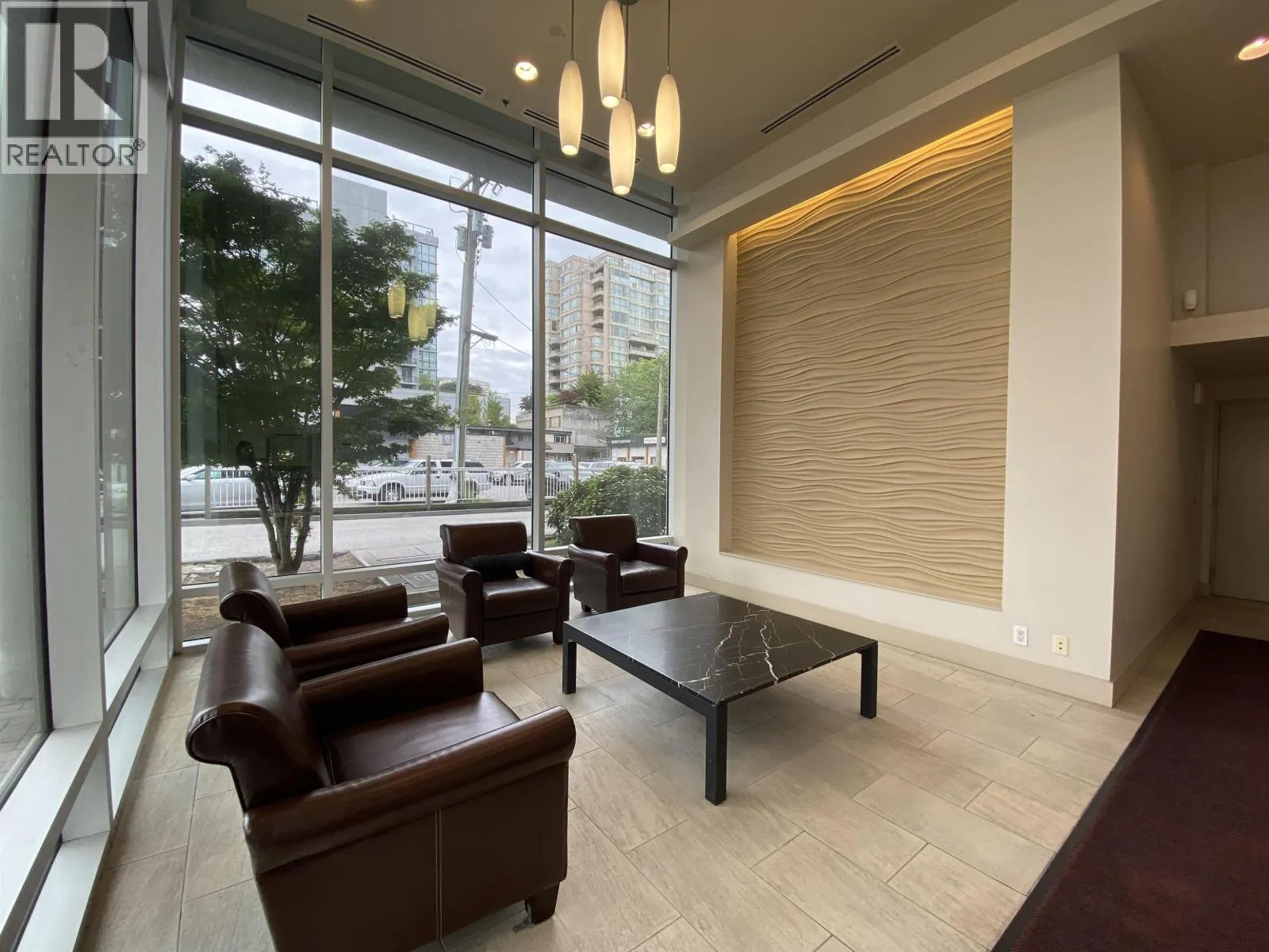 1606 8068 WESTMINSTER