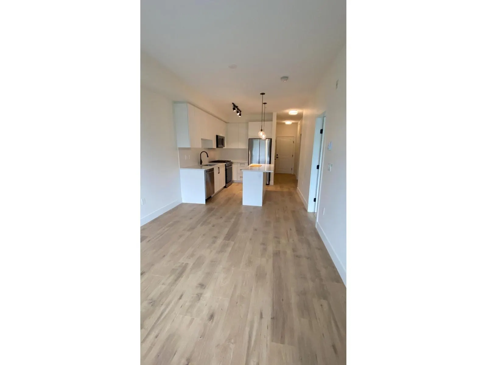 417 7506 199A STREET