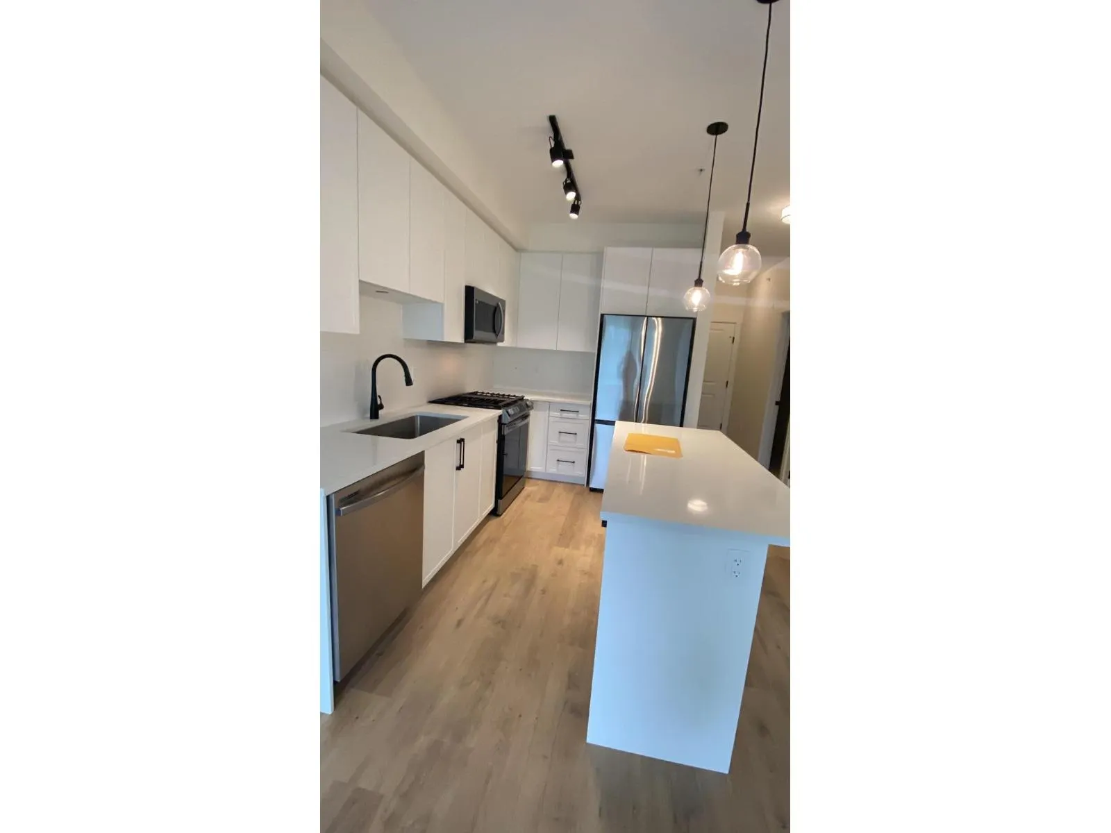 417 7506 199A STREET