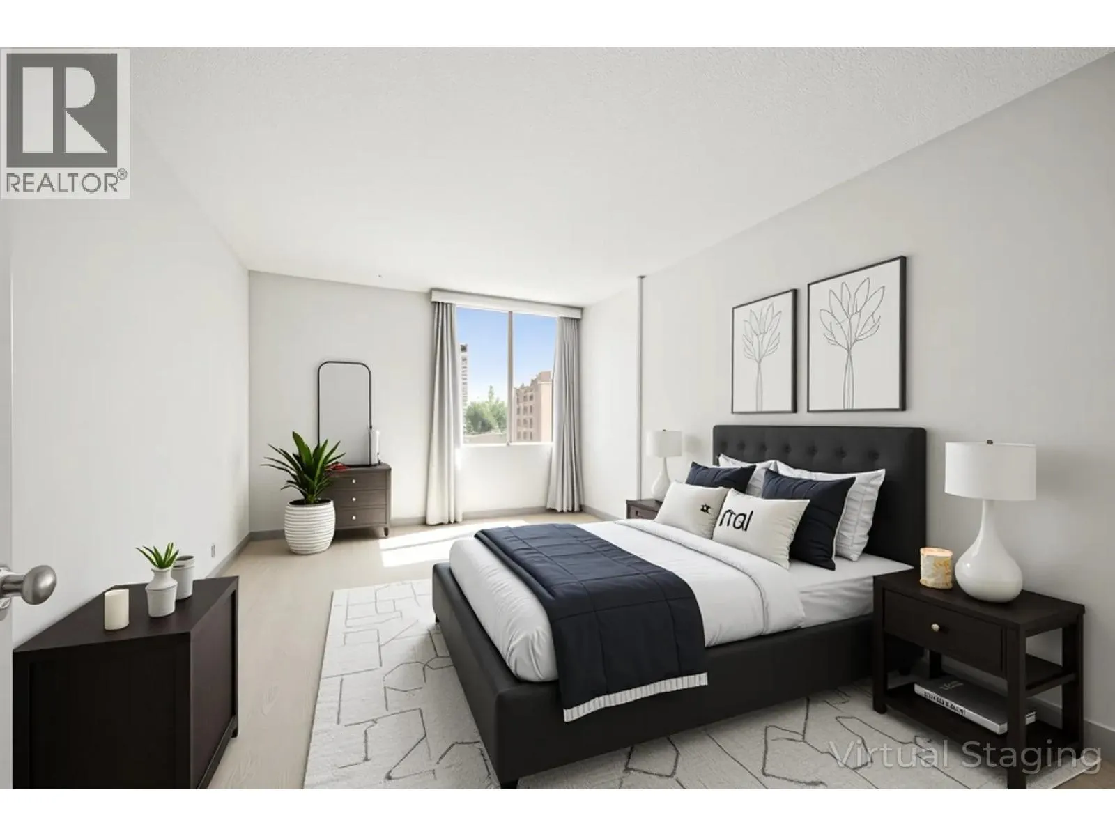 1006 2016 FULLERTON AVENUE