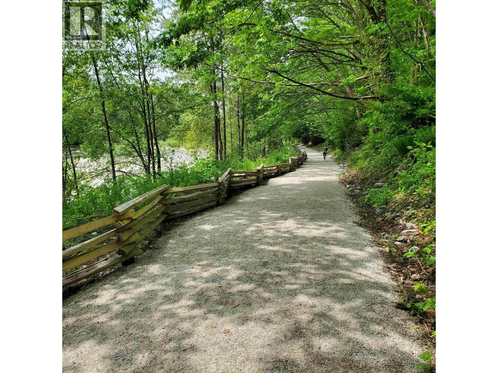 1006 2016 FULLERTON AVENUE