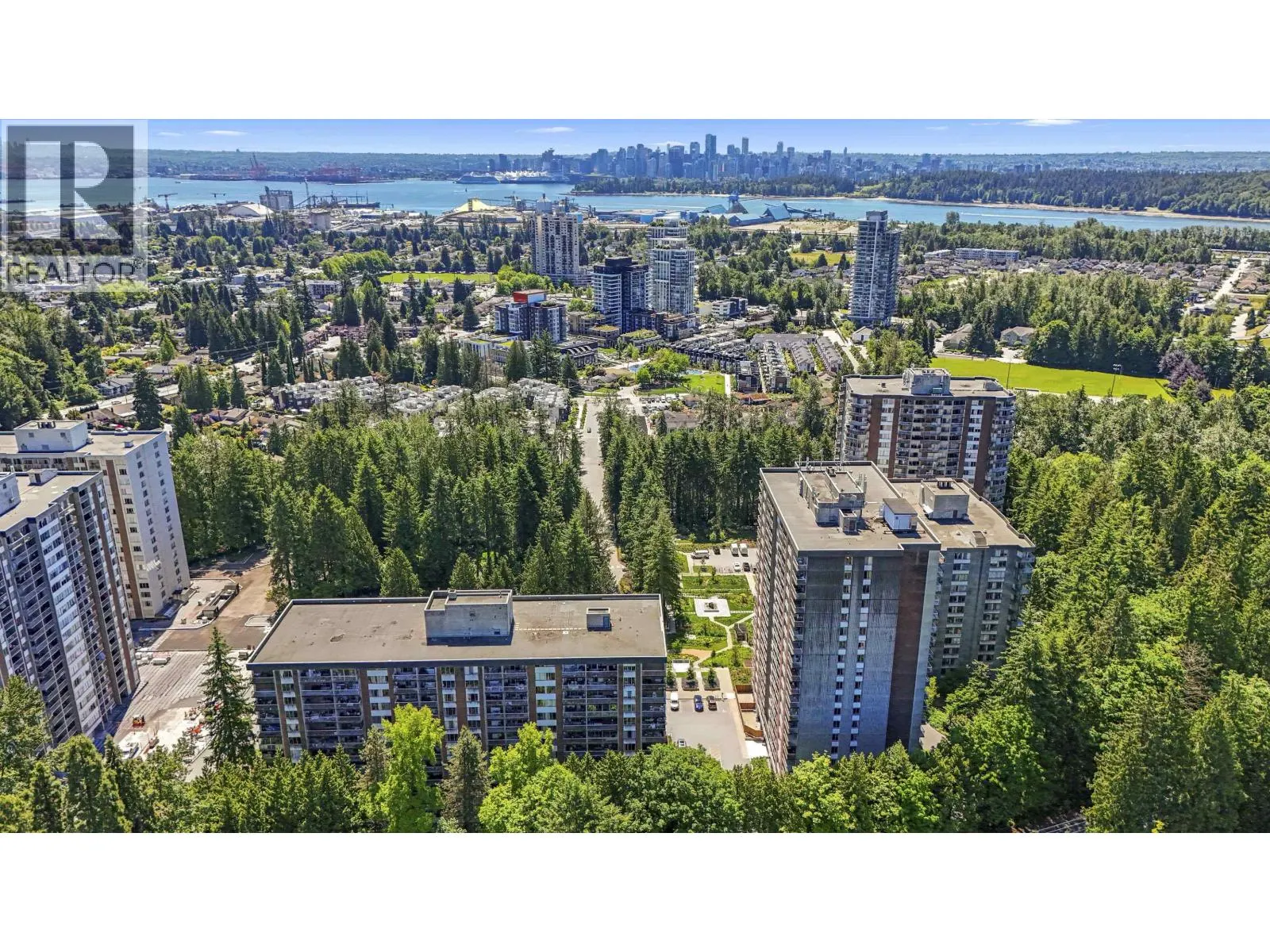 1006 2016 FULLERTON AVENUE