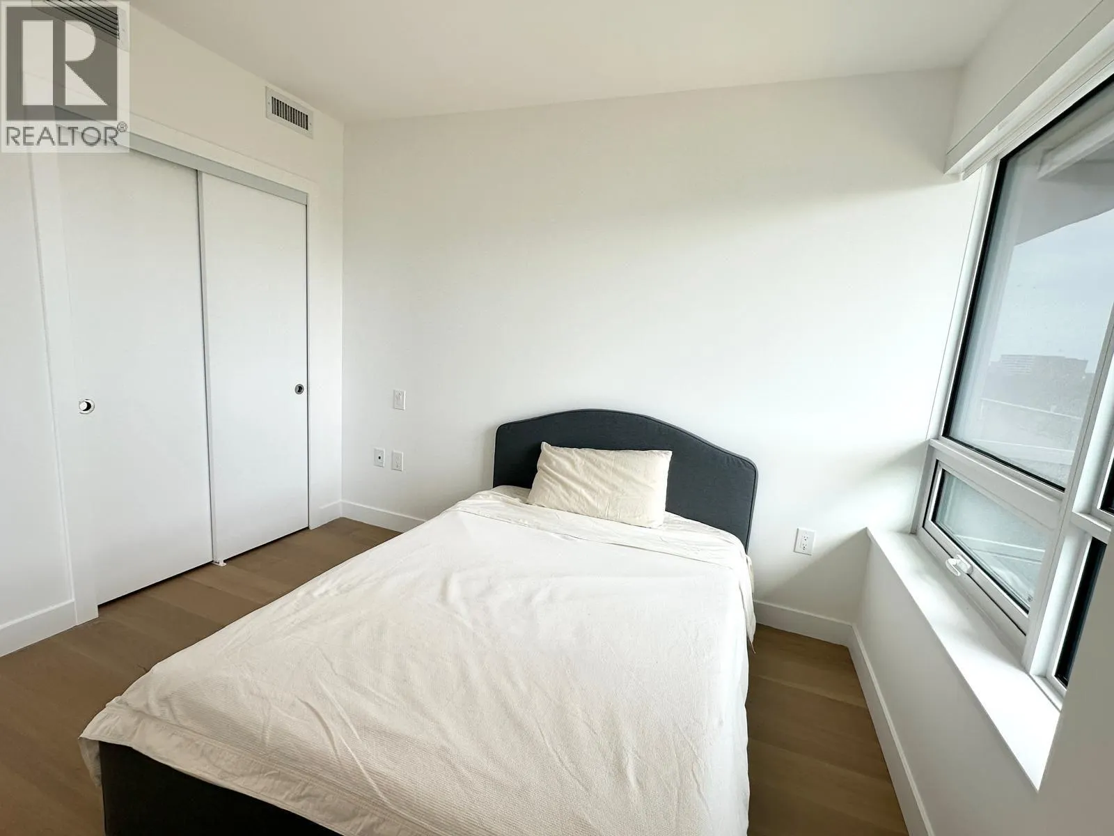 120X 5788 GILBERT ROAD